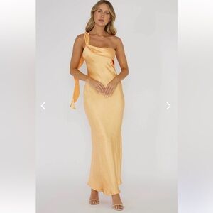 Selfie Leslie Carmel One-Shoulder Sash Maxi Dress Rockmelon | Size US M, AUS 10